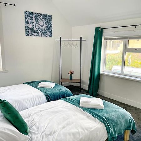Apartmán Perfect For Contractors & Families! 7 Beds Free Parking Birmingham Exteriér fotografie