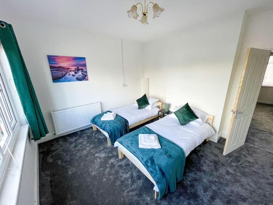 Apartmán Perfect For Contractors & Families! 7 Beds Free Parking Birmingham Exteriér fotografie